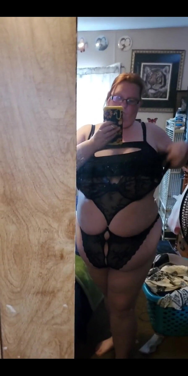 Who Is Taking Me Out Tonight? (Dulce Mary) Who Is Taking Me Out Tonight? (Dulce Mary)