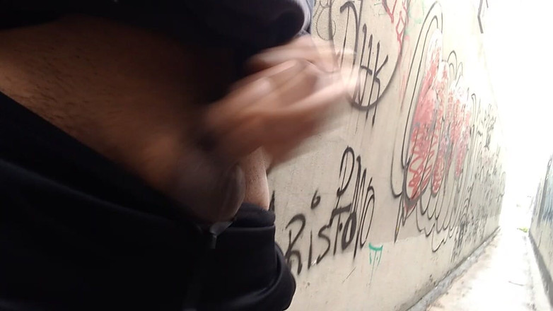 AlexAlejandro13: गली के बाहर में रुग्ण