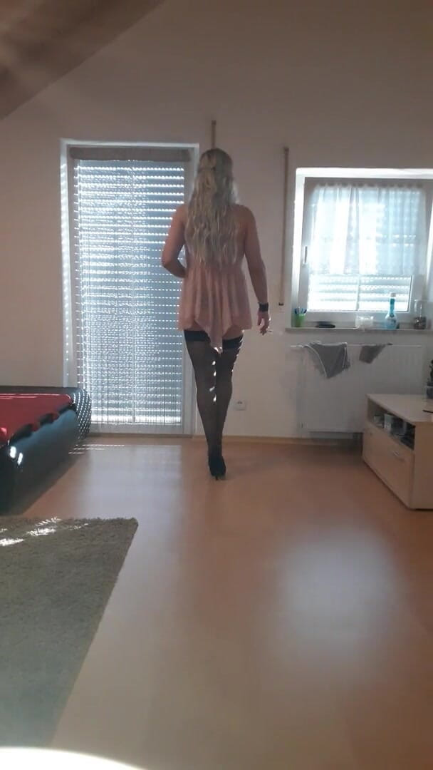 Julia CD: Sexy lingerie travestiet tiener