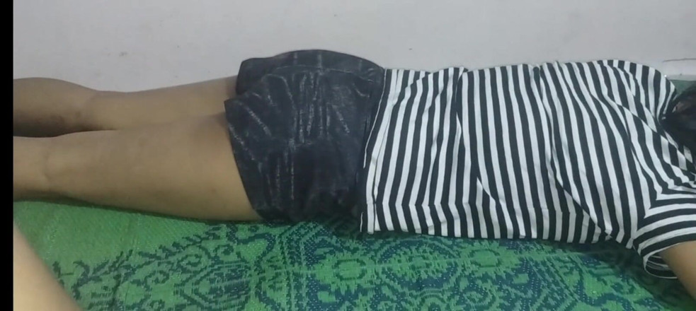 Uttar dinajpur: Viral Village Bhabhi Stepbrother Fuck Bedroom