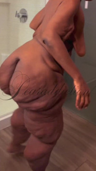 Bathroom Twerk