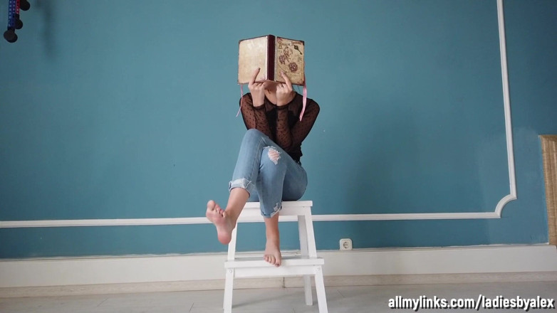 LadiesByAlex: Foot play of a young girl
