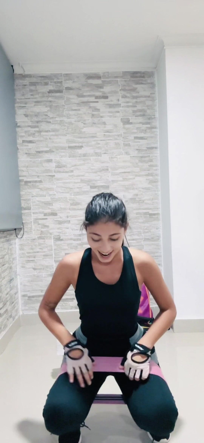 Vika_Sexting: Il tuo calore mi chiama