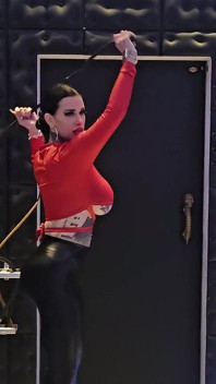 Miss Alessa Milano Aufgezogen, Abgestraft, Ausgepeitscht versión completa