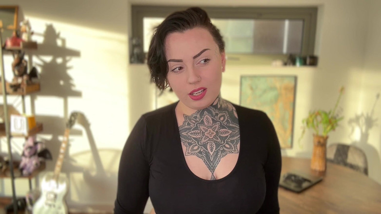 Miss Valentina: Im bett mit ihrer WICHsanleitung