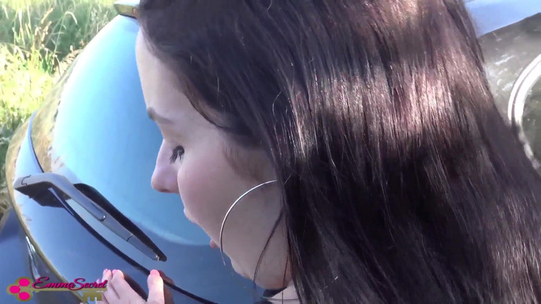 Emma Secret: Terlalu tebal! Ngentot habis-habisan di tengah kota!