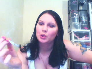 MissFFW: Feticismo del fumo