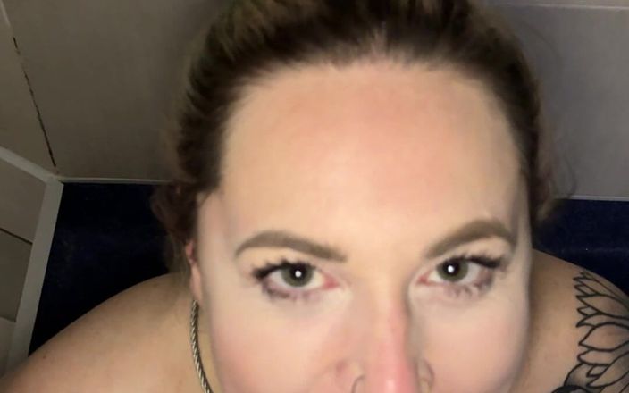 AxelReigns: BBW &amp; BBC Piss Play &amp; BJ