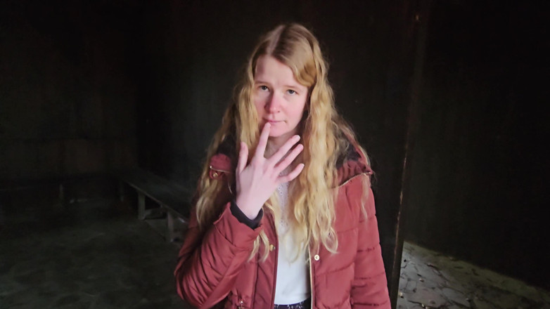 Bikergirl_97: Outdoor Fick Am Keltenwall Mit Cumshot
