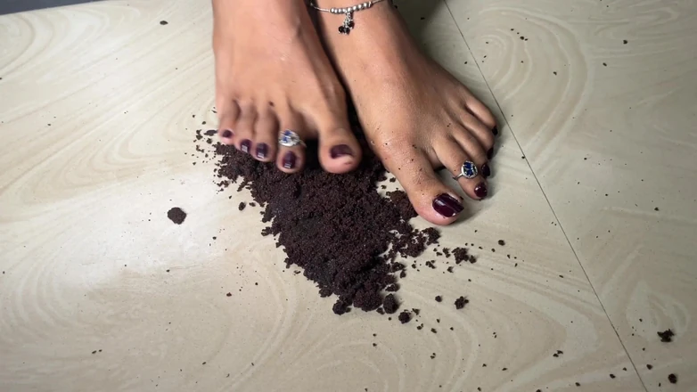 Jackson6767: Tamil Mistress Mami Hot Sexy Yummy Feet Cake for Tamil...