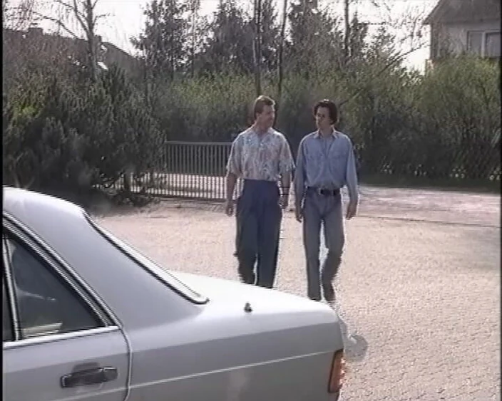 GERMAN PORN CLASSICS: Bizarre Bi Lesben Durchgefickt