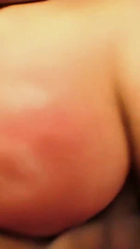 Gianna Michaels chupa y traga semen de John Strong y Michael Stefano