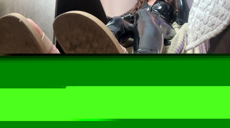 Skinny_lady69: Vyčistěte moji děvku v sandálech