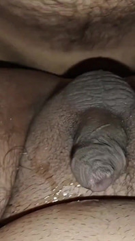 Můj nevlastní otec se naštval a tvrdě mě ošukal na jeho narozeniny