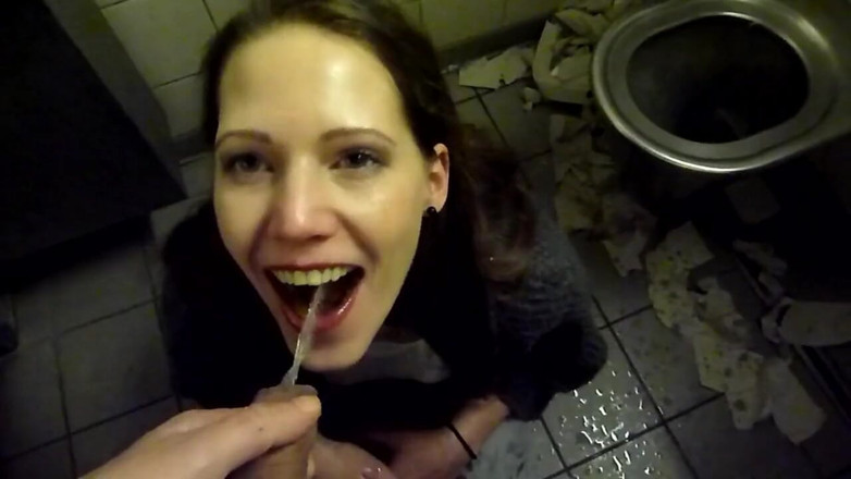 Viktoria Goo: Viktoria Goo - How Deep Can You Sink, How Much Can...