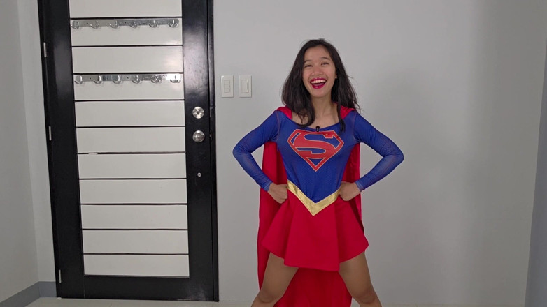 creamberryfairy: Vaše přítelkyně je supergirl