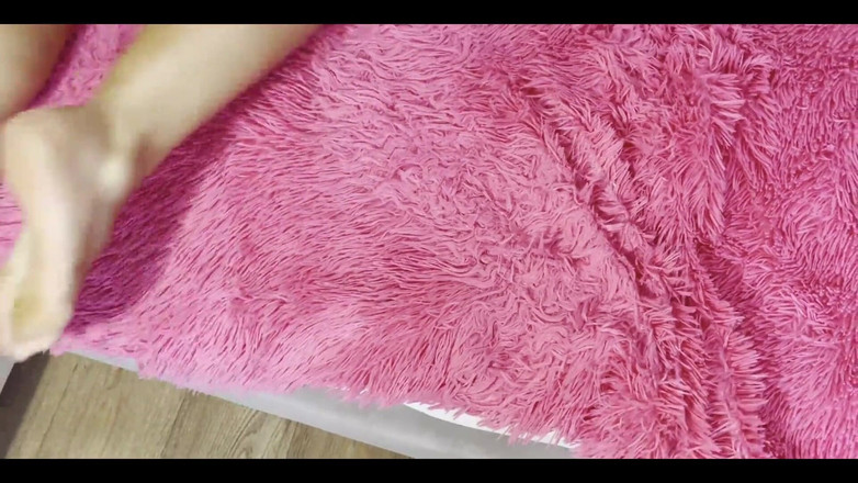 Lux Eva: Excitată Zehra îl lasă pe un tip să ejaculeze în ea