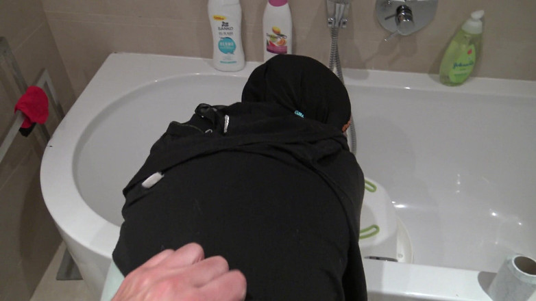 Souzan Halabi: Perverser britischer mann fickt sein muslimisches putzmädchen