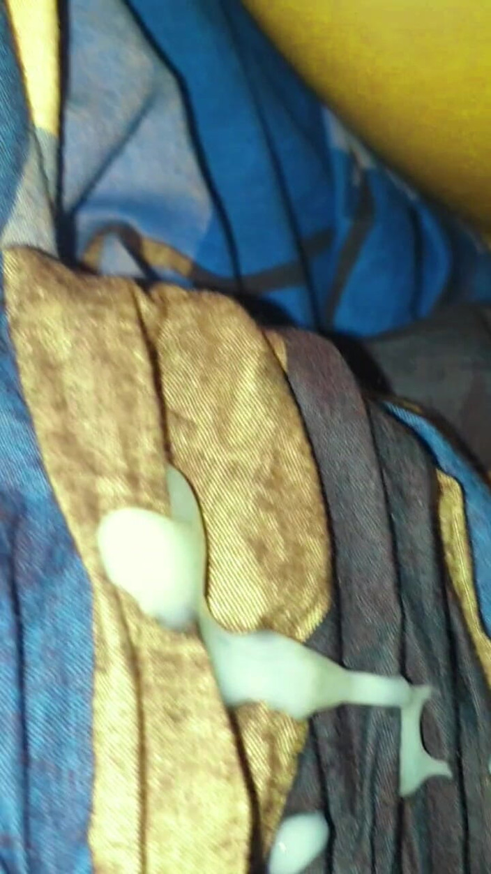 Xujjal: Deshi hot boy massage his penis in Room and masturbation