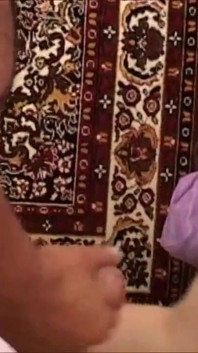 Mijn vrouw verwaarloost me en ik neuk de dikke en geile buurvrouw