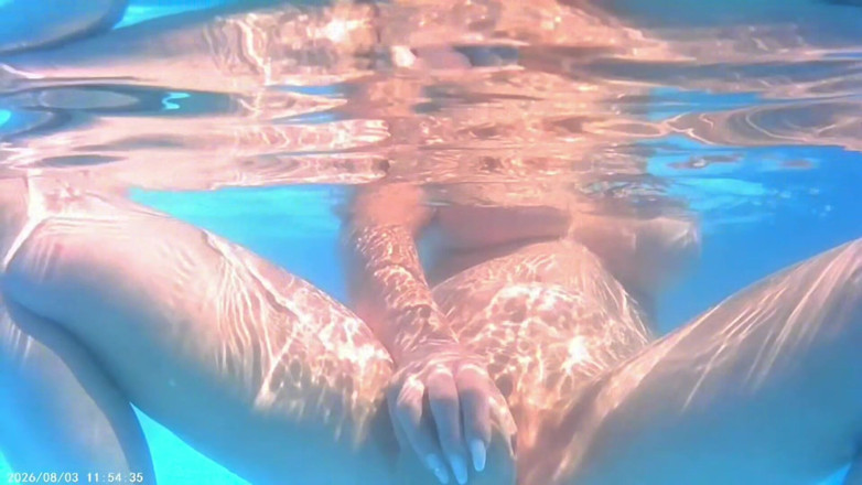 Sexy_Emeli: Utomhuspool