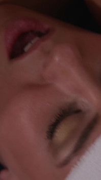 Joga analna - Mea Melone