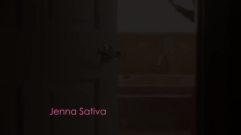 Pornstar Network: Empat cewek seksi saling jilat dan fingering memek satu sama...