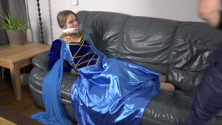 Restricting Ropes: Violet Haze - LARP party