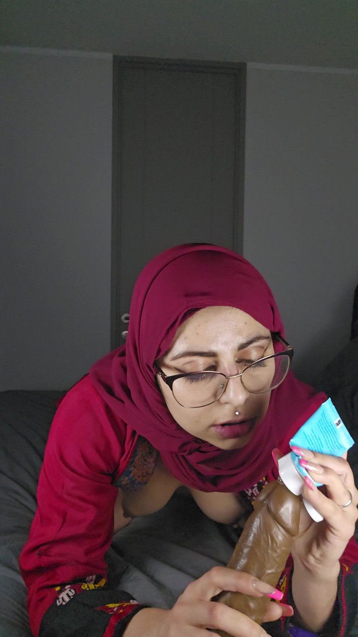 MiaNIqab: 91. Neuk Me Hard Terwijl Je Mia Niqab Kunt