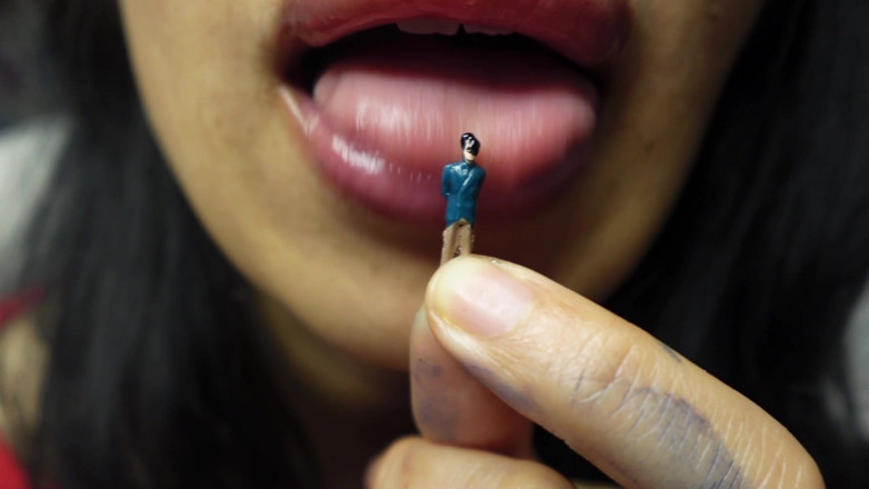 Asmr_mouth: Riesin leckt dich gerne und lutscht dich all in