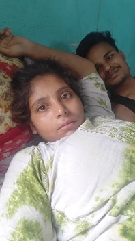Muh Me Gira Diye nebo Mai Chat Gayi