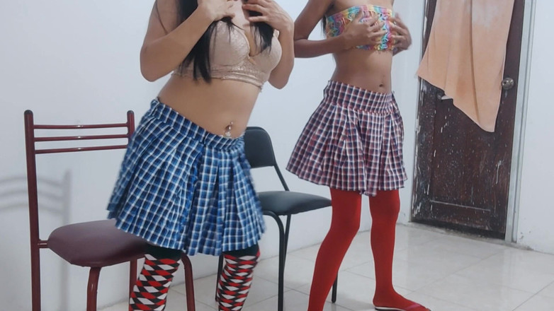 NEGRITA SEXY: Are 40 de ani și este o femeie foarte sexy!! Ea face...