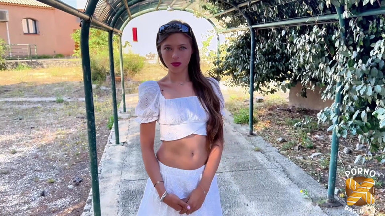 Porno Baguette: Lola, Pretty Girl, Wants to Get Banged Really Deeply