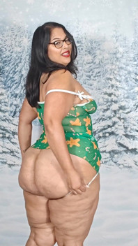 Cewek super semok menggoda di hari natal