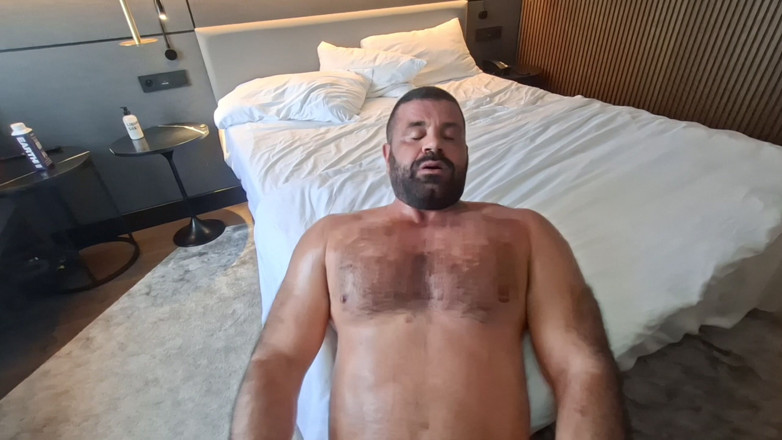 Massive daddy xxx: Plumber Ends up Fixing the Pipes of Two Daddies