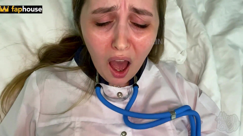 Alina Rai: Paziente della clinica privata scopata infermiera sposata nella figa e...