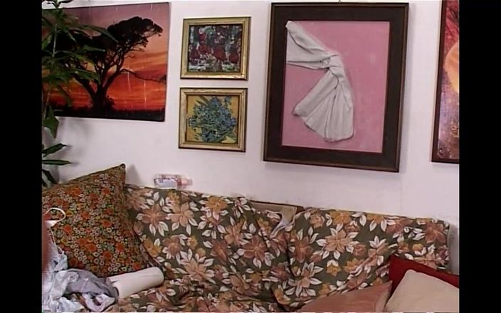 Xtime Grannies: Anal para cadelas italianas gostosas