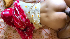 Desifilmy45: Nevlastní bratr šuká velkou nevlastní sestru, celé sexuální video