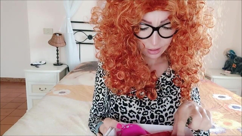 savannahamatoriale: Stiefmoeder heeft je doos met geheimen gevonden, nu weet ze...