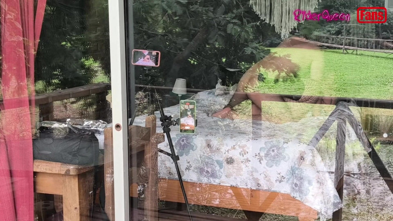 Riderqueen: Berkongkek dengan lelaki muda, dengan zakar besar, video untuk peminat...