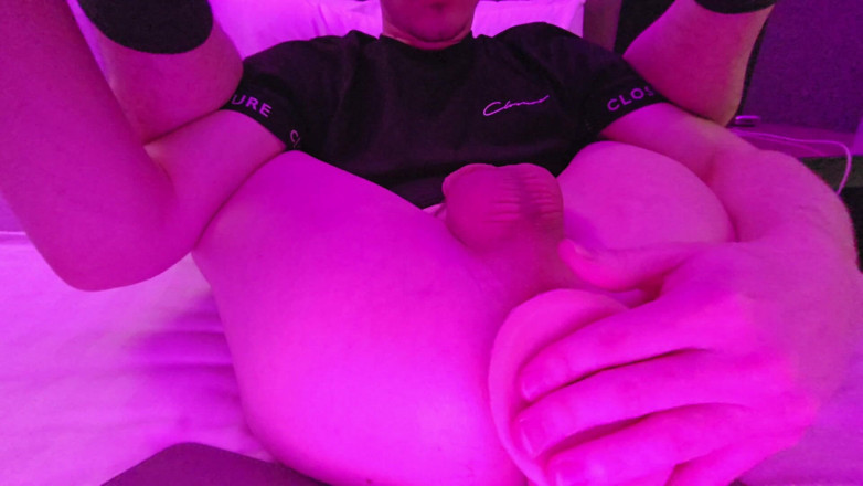 NoFaceB0y: Teen Being a Slut with His Boy Pussy