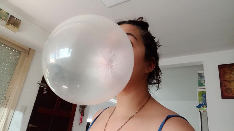 Bunny Looner: Роблячи величезні і брудні бульбашки bubblegum - bunny looner