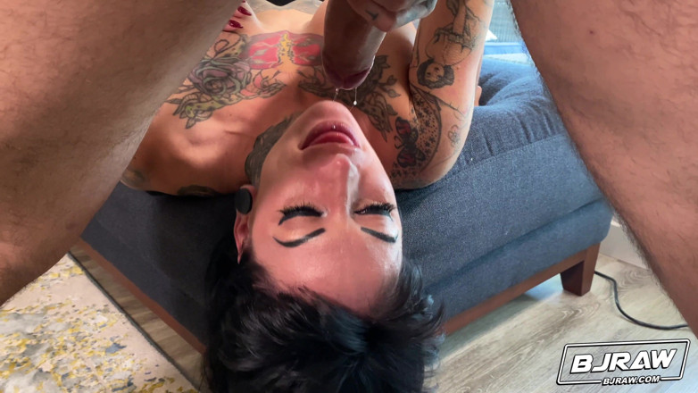 BJ Raw: Bjraw Jessie Lee je dávácí sousedka
