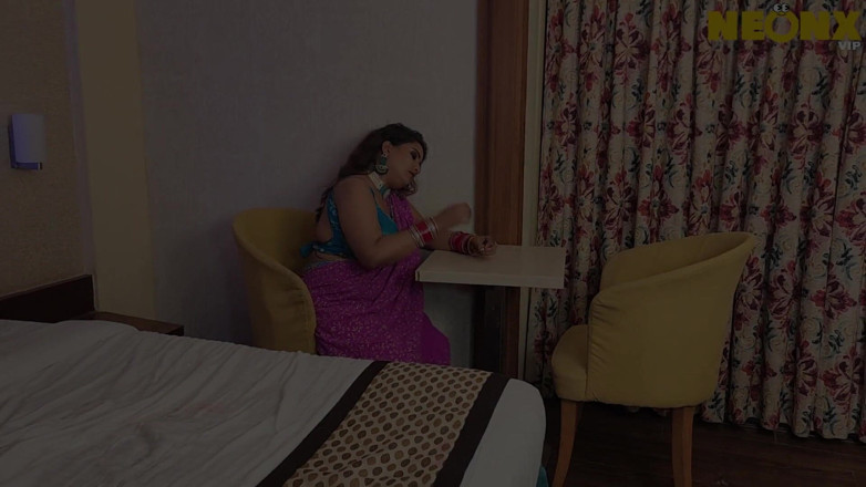 Indian Savita Bhabhi: Хардкорный секс дези пары с возбужденным домашним видео