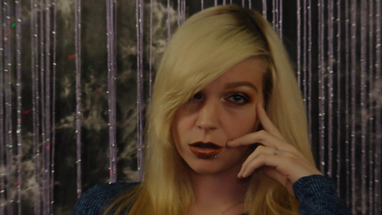 GamerGirlRoxy: Pancutan mani di bibir metalik saya: enam pancutan mani