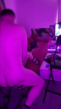 Eclatage anal! Hardcore dla dziwki .... Vanessabitchx Parischiennetrvprod