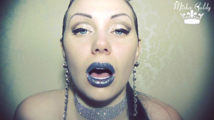 Goddess Misha Goldy: Mavi parıltılı dudaklar kokuyor ve tapıyor