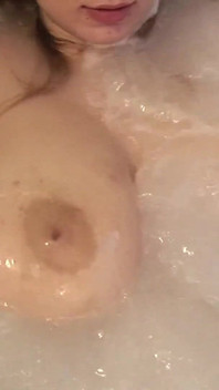 Y2k, riesige natürliche titten und rothaariges schätzchen mit riesigen nippeln