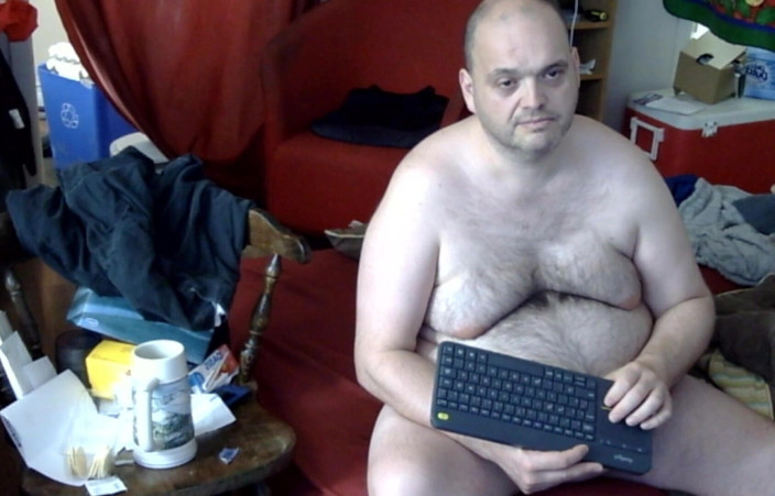 Caressonnous: Розслабся голий