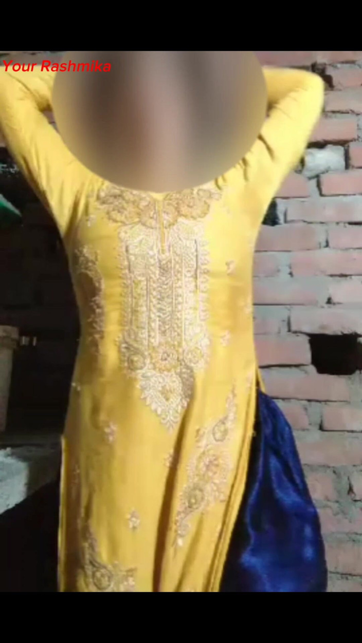 Xxx shot: Indian Desi Girl 18 Year Old with Perfect Body